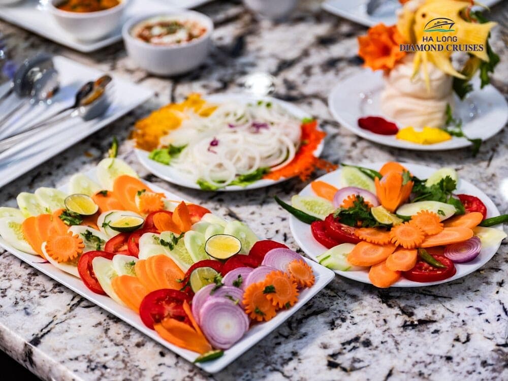 Halong Diamond Cruises