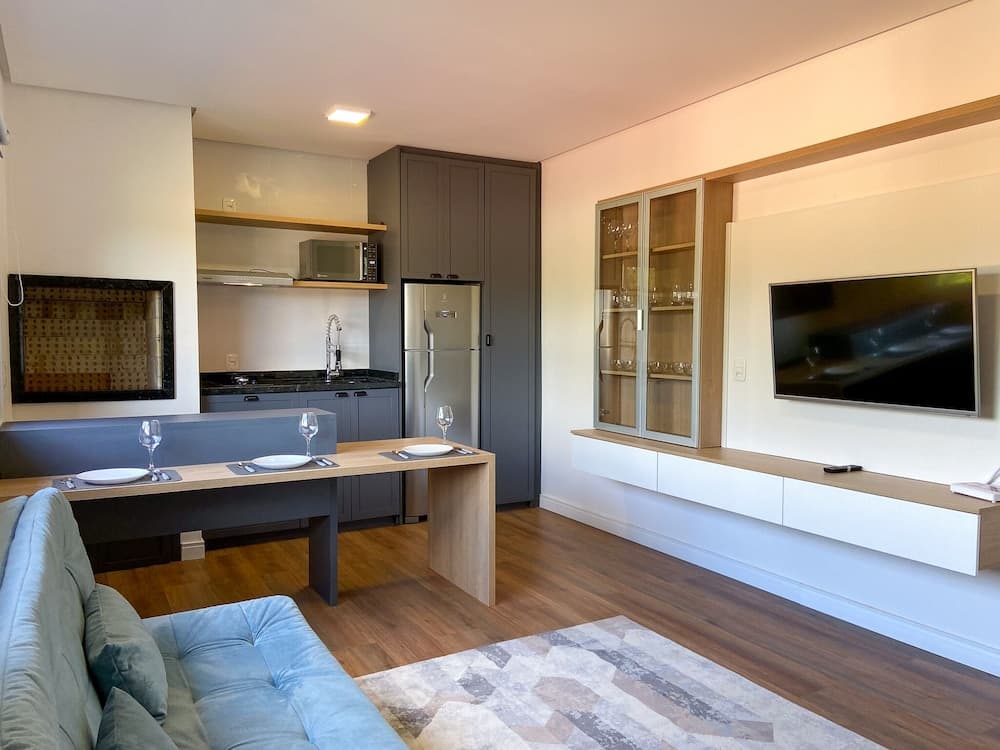 LOCAR-IN GRAMADO- Lago Carniel II