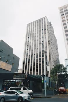 Park Apartment Hotel