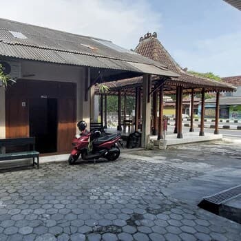 Djuragan Kamar Omahe Qoema 1