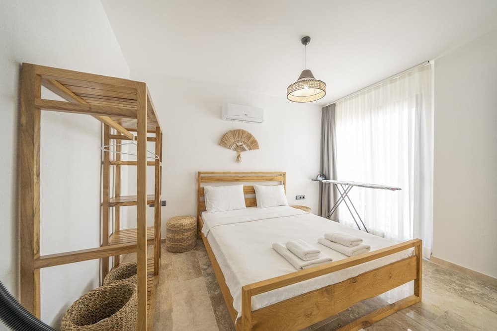 3 Bedroom Villa With Private Pool 10 Minutes Away From Yalikavak