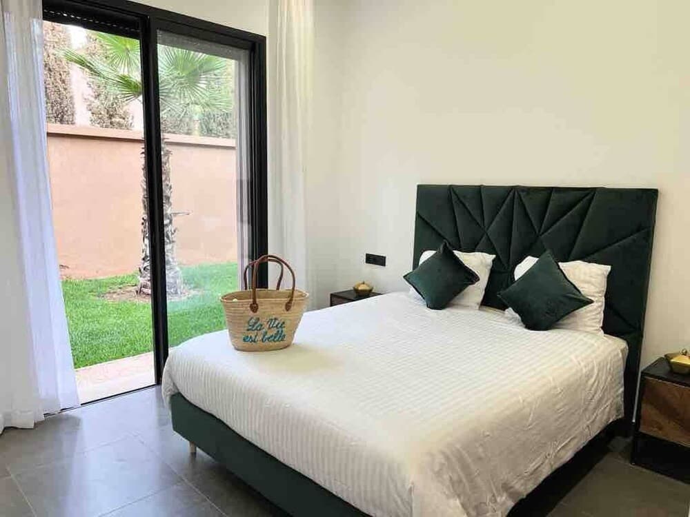 New Villa M Piscine Chauffee, Jacuzzi, Hammam