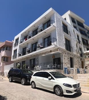 EVA OTEL ÇEŞME