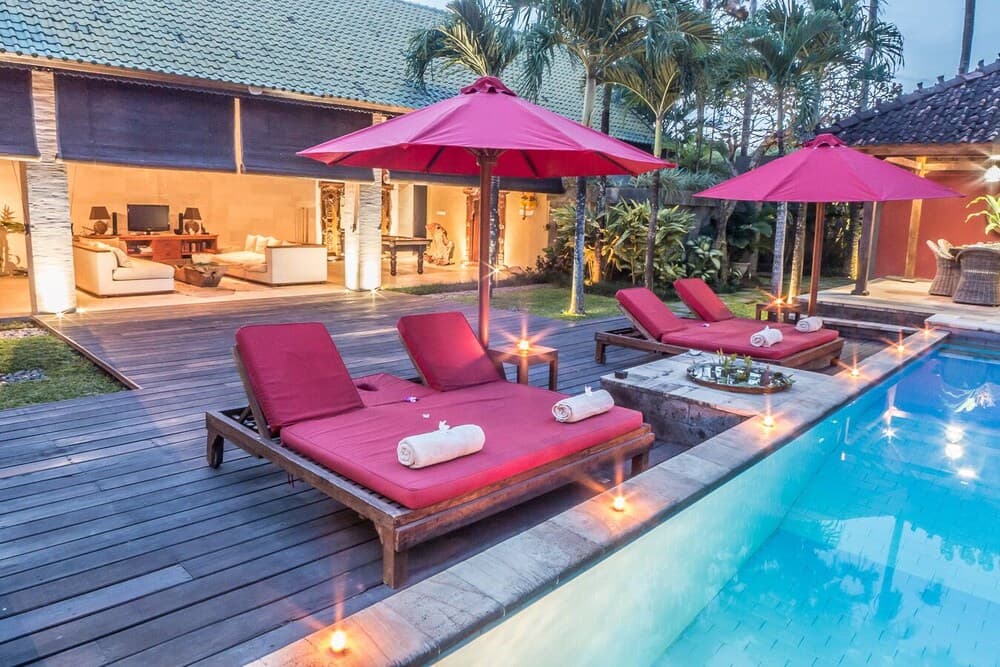 5 Bedroom Warm Intimate Family Villa