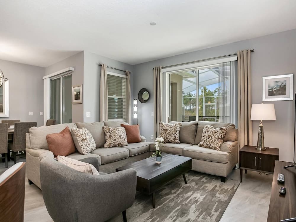 Stylish Home 4br, Priv Pool-bbq-golf Country Club