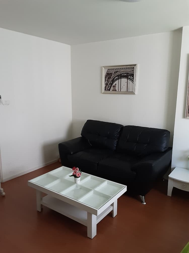 Room-t8@impact Challenger Mueang Thon Th