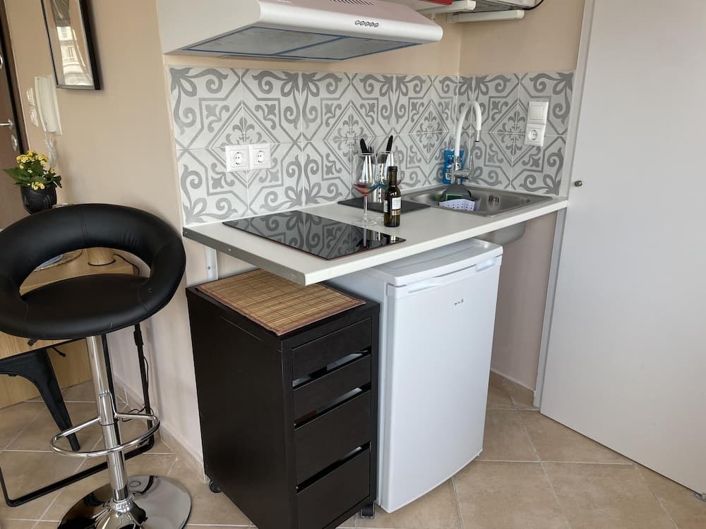 Cozy Apartment in Heart Athens Near Metro Fix 100m