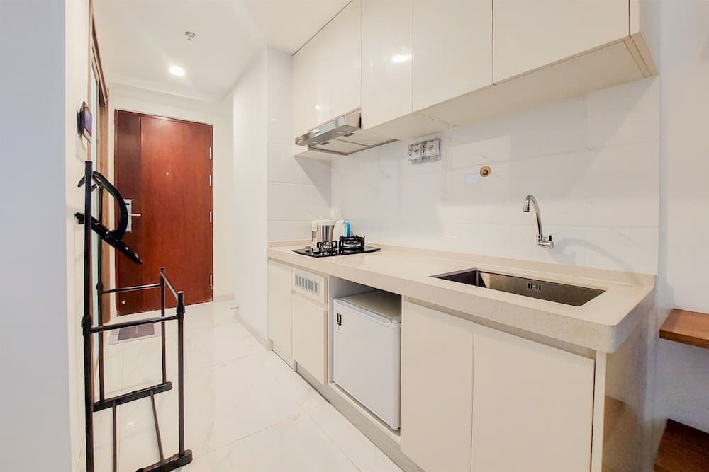 Simply Look And Restful Studio Sky House Bsd Apartment