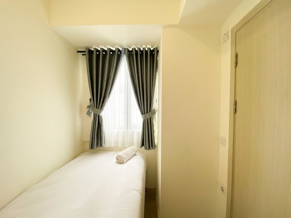 Good Deal And Homey 2Br Meikarta Apartment