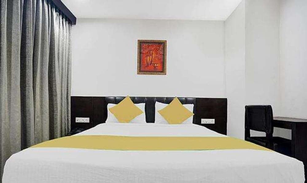 Fabhotel Madhuvan Grand