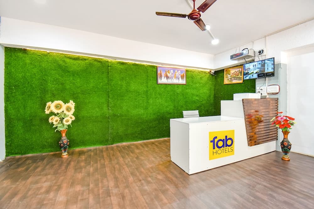 Fabhotel Skylight Studio Rooms