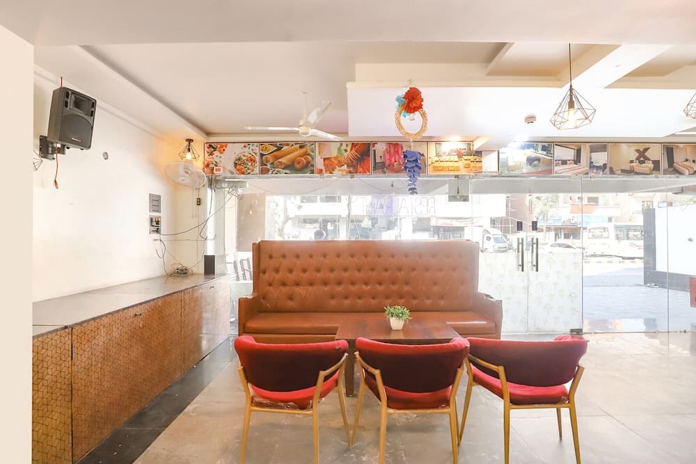 Fabhotel Prime Ashoka Imperial