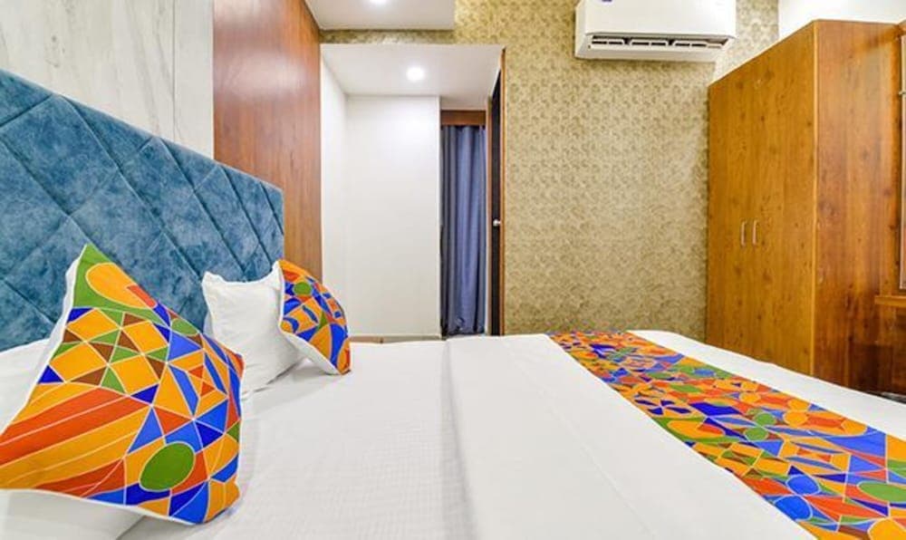 Fabhotel Elite Inn I