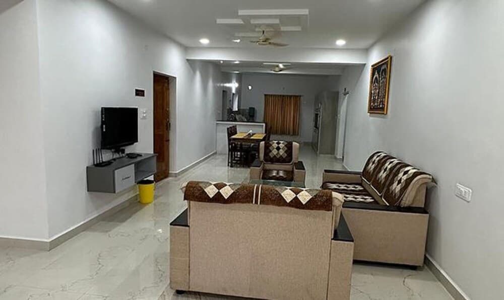 Fabexpress Sreenivasa Home Stay I