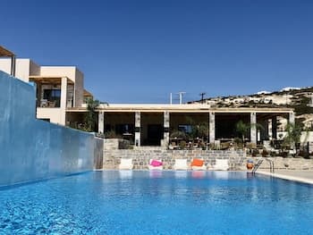 Helios Beach Hotel & Bungalows