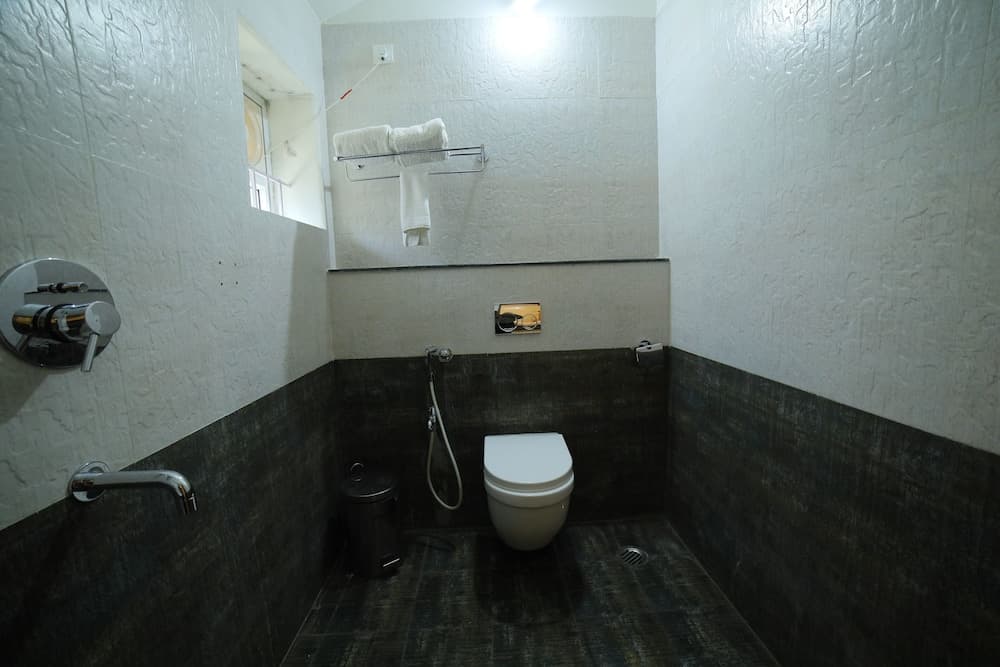 COASTAL GRAND ANGLO FRENCH RESORTS