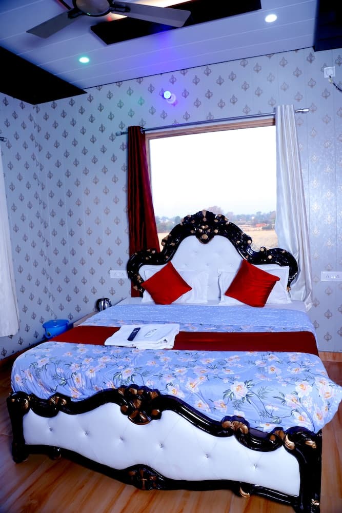 Hotel Krishna Manu Palace