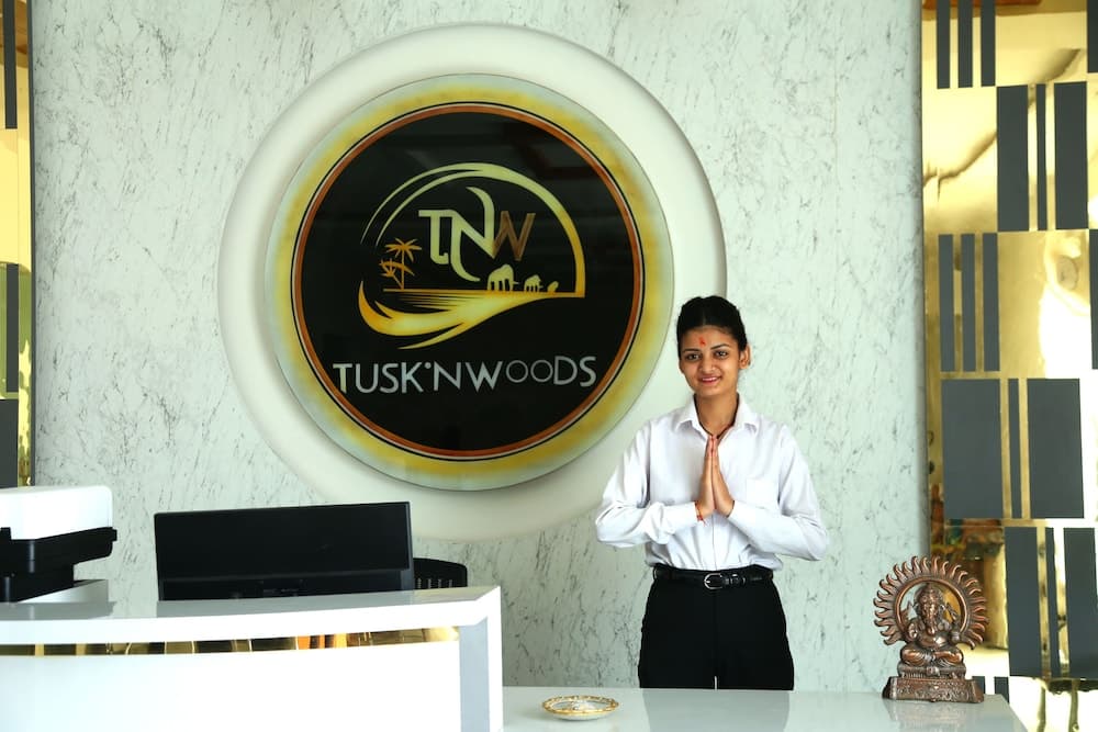 Pumpkin Hotels Corbett, Tusk N Wood