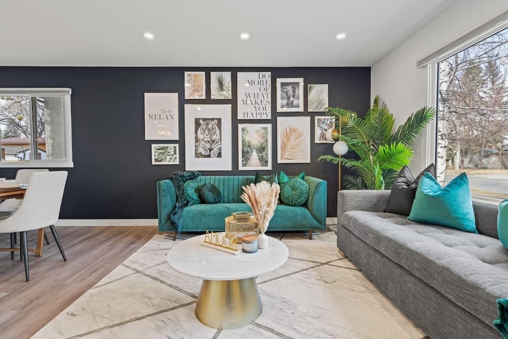 Hakuna Matata No Service Fees Backyard 55 TV