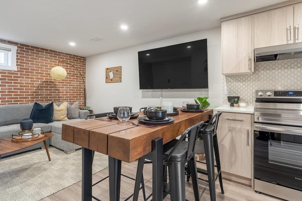 Hakuna Matata No Service Fees Backyard 55 TV