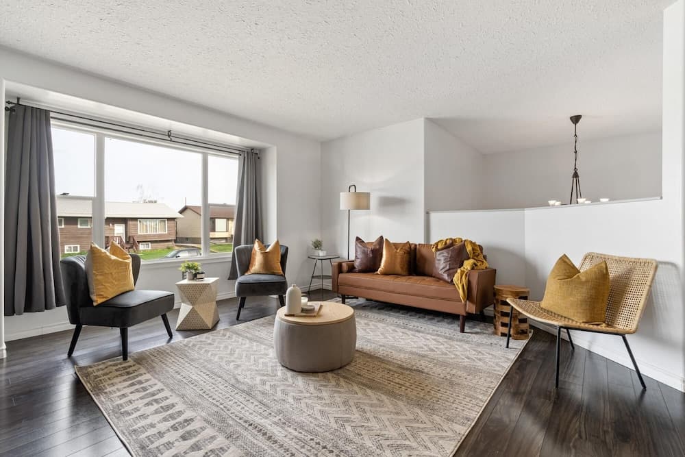 The Jurassic No Service Fees Backyard Patio