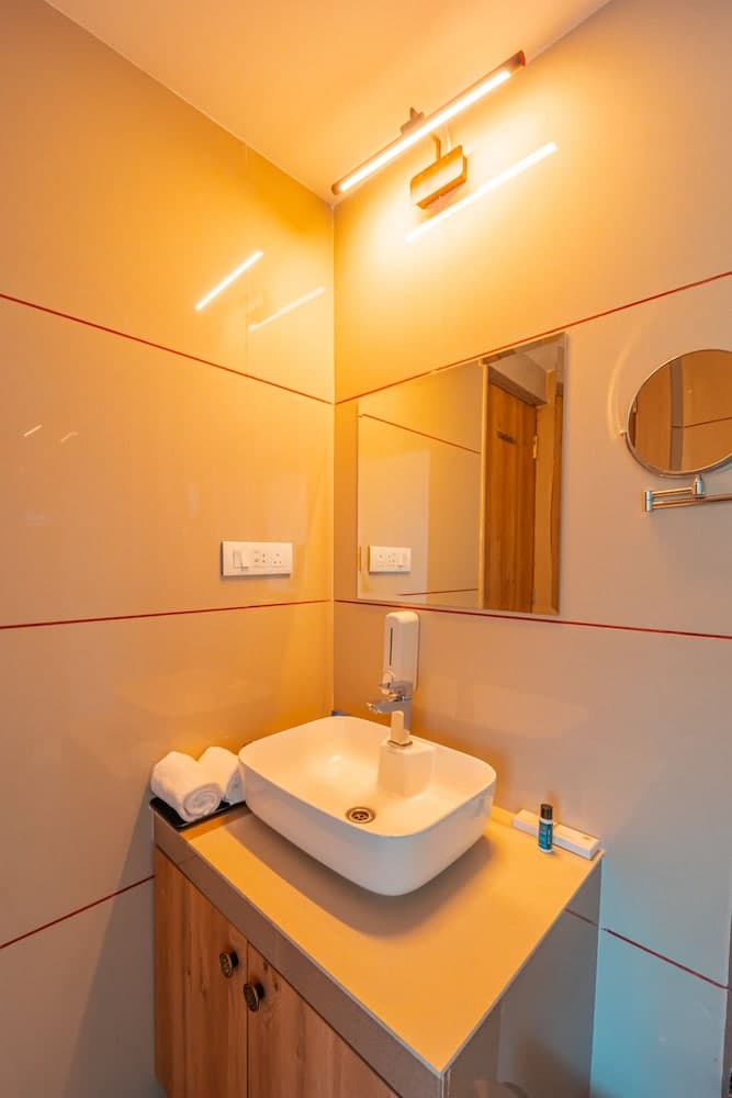 Tree Of Life Vantara Resort And Spa