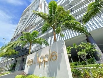 Apple Premier Suites