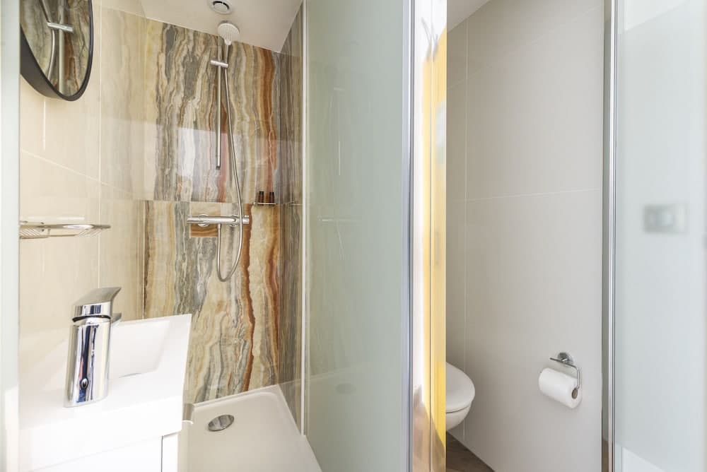 Hotel Zola 45 Bezons La Defense