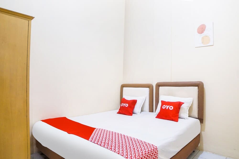 Hotel O Kost Ketapang Syariah