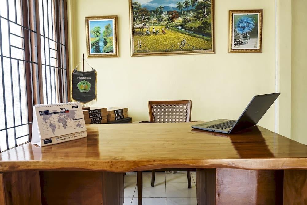 Hotel O Wisma Asri Putra Syariah