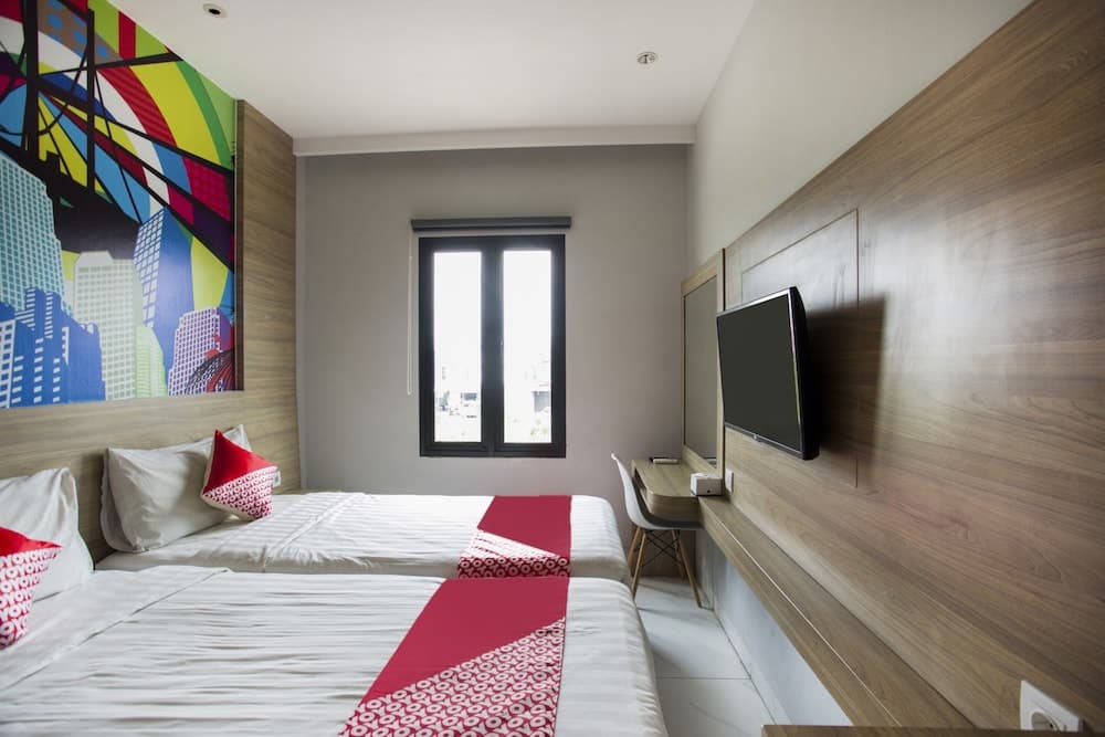 Collection O Bekasi Timur Near Gedung Juang Formerly Regia Tambun