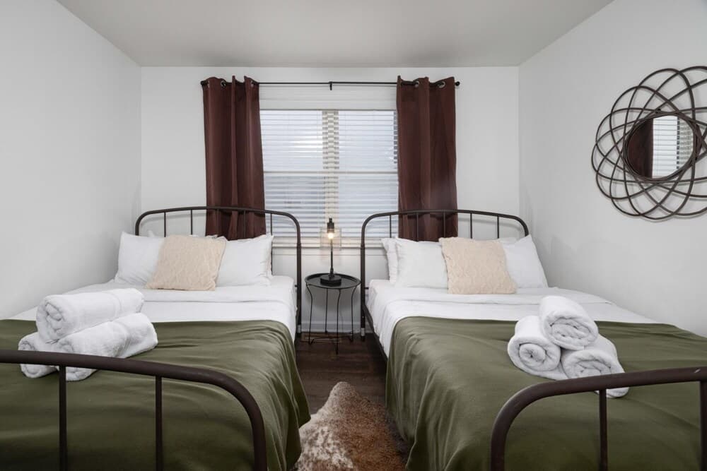 Jurny Close To Music Row Contacless 4bd