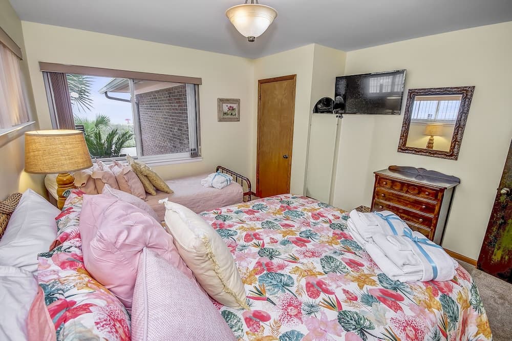 Gulf Front 3bd/2ba Home With Private Beach Access!