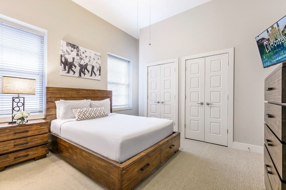 Luxury 1BR Condos in California Building