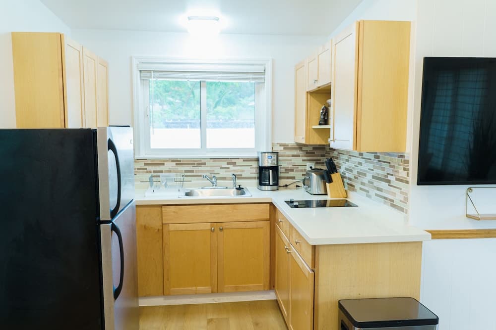 Ocean View with Aloha Sun Deck 1BR