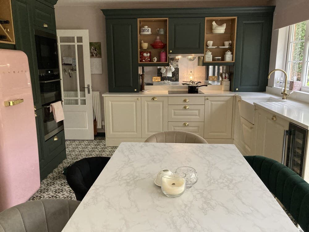 Stunning 2 Bed Bungalow in Liverpool Leafy Suburb