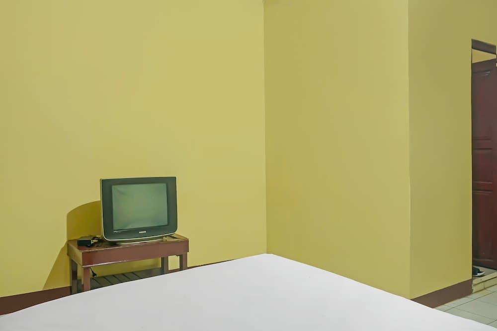 Hotel O Adam Kost SyariahNearWisata Jembatan Barito