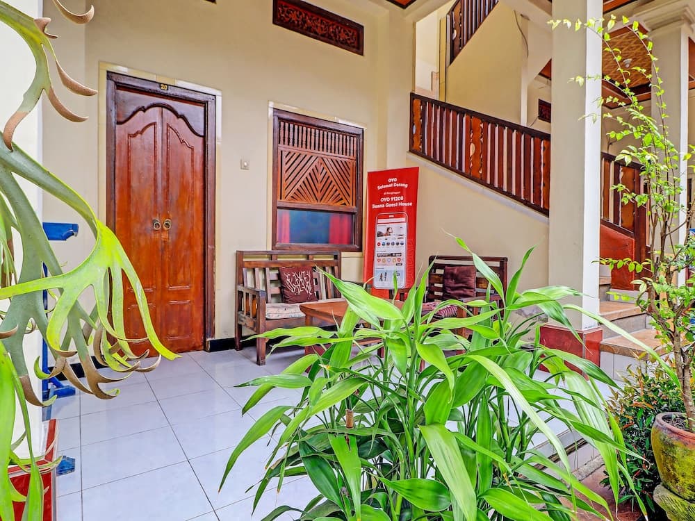 OYO 91208 Suana Guest House