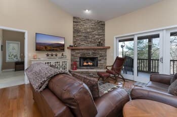 Bearly Ruffin It in Brevard