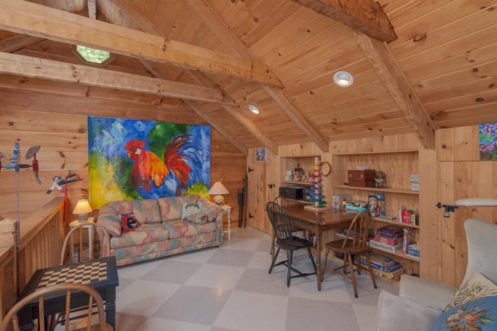 Whispering Creek at Dupont