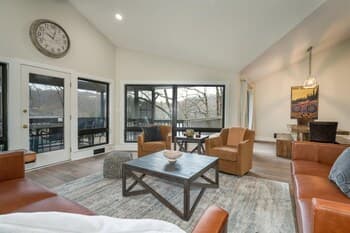 Tiaroga Lakeside Cottage