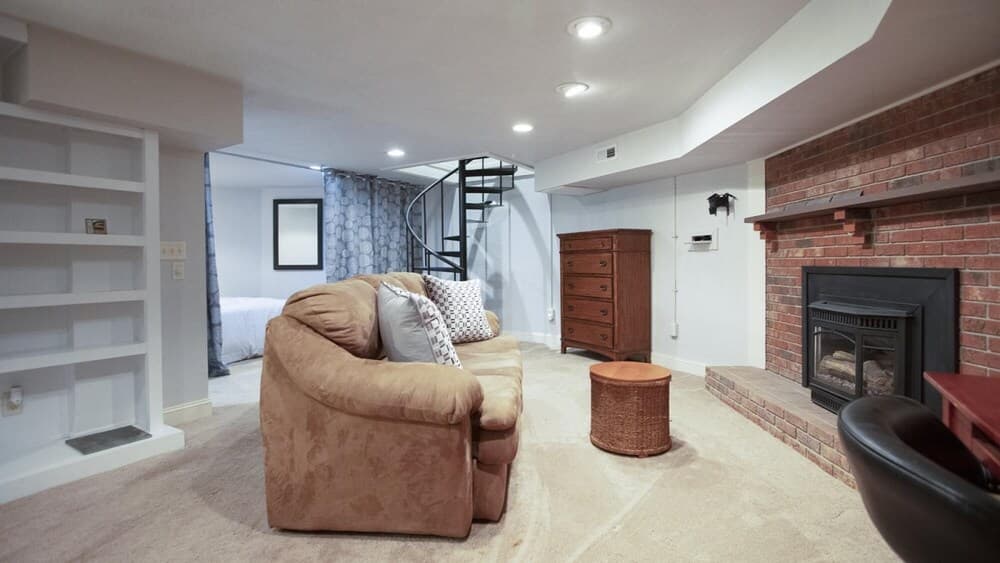 Rock Bridge Villa in Brevard