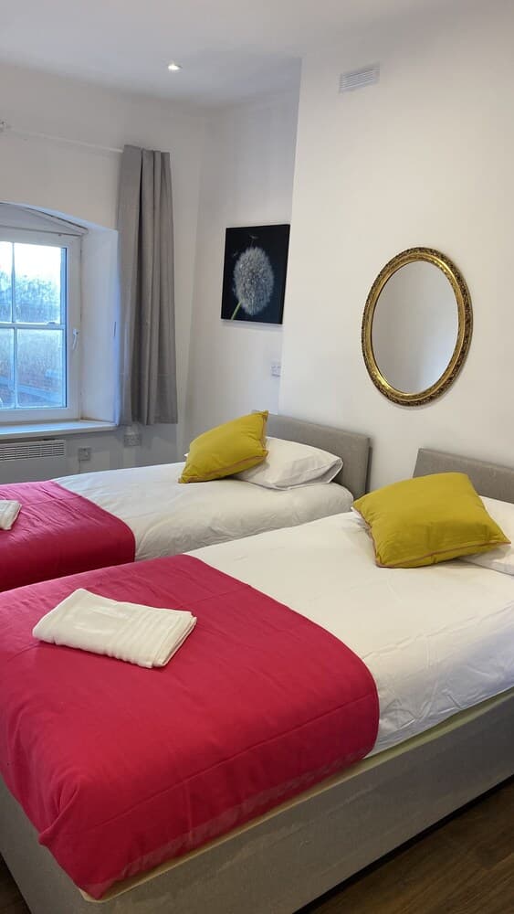 Large Heritage-house Close Snowdonia & Llandudno