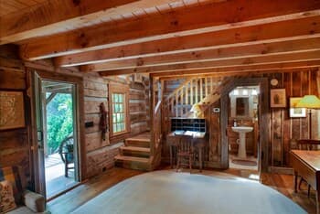 Aunt Babbie s Cabin in Pisgah Forest