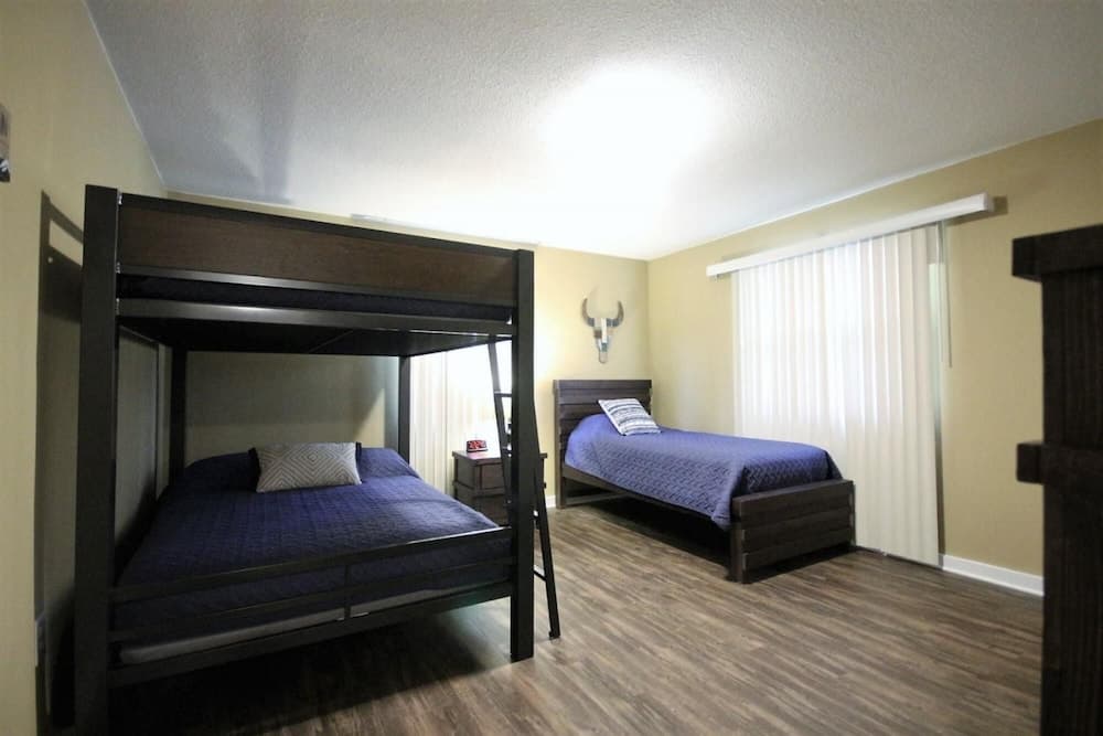 Ticoa Heights in Brevard