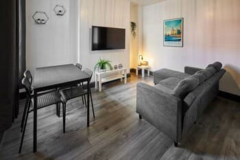 Host Stay Rathbone Road