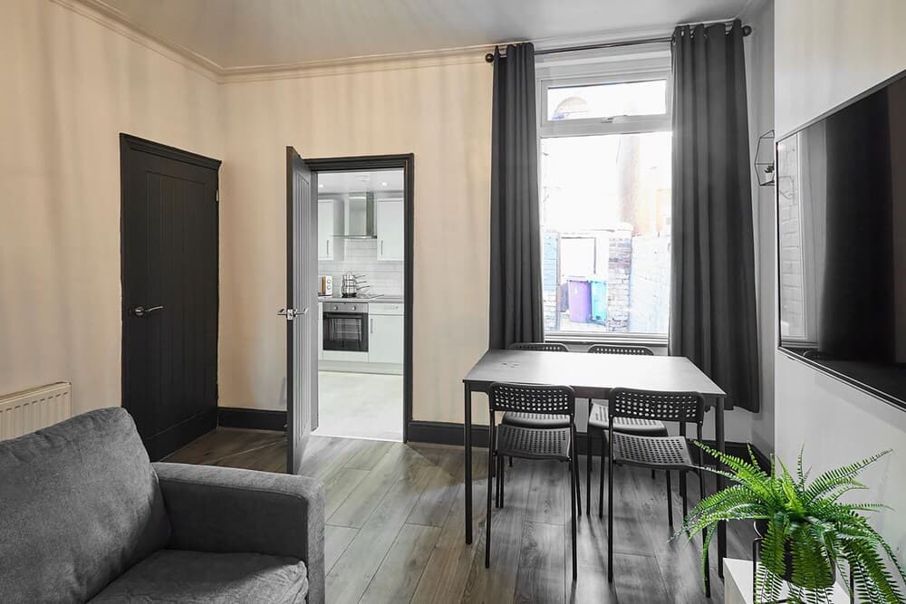 Host Stay Rathbone Road