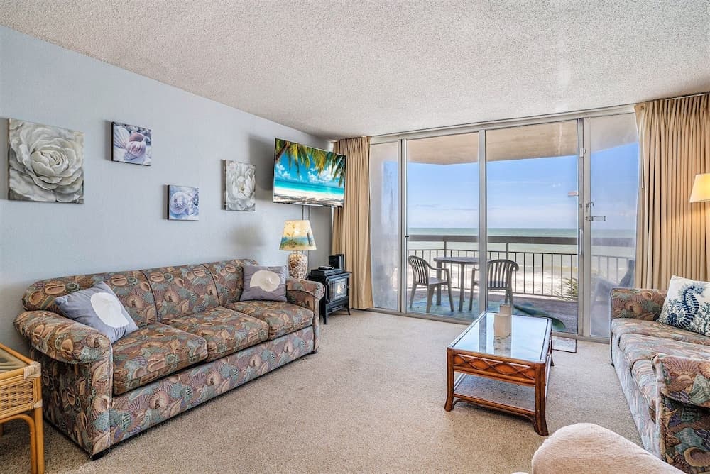 0307 Waters Edge Resort 1 Bedroom Condo by RedAwning