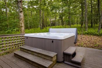 Ski-in out Mountain Home-jacuzzi Sauna Wintergreen