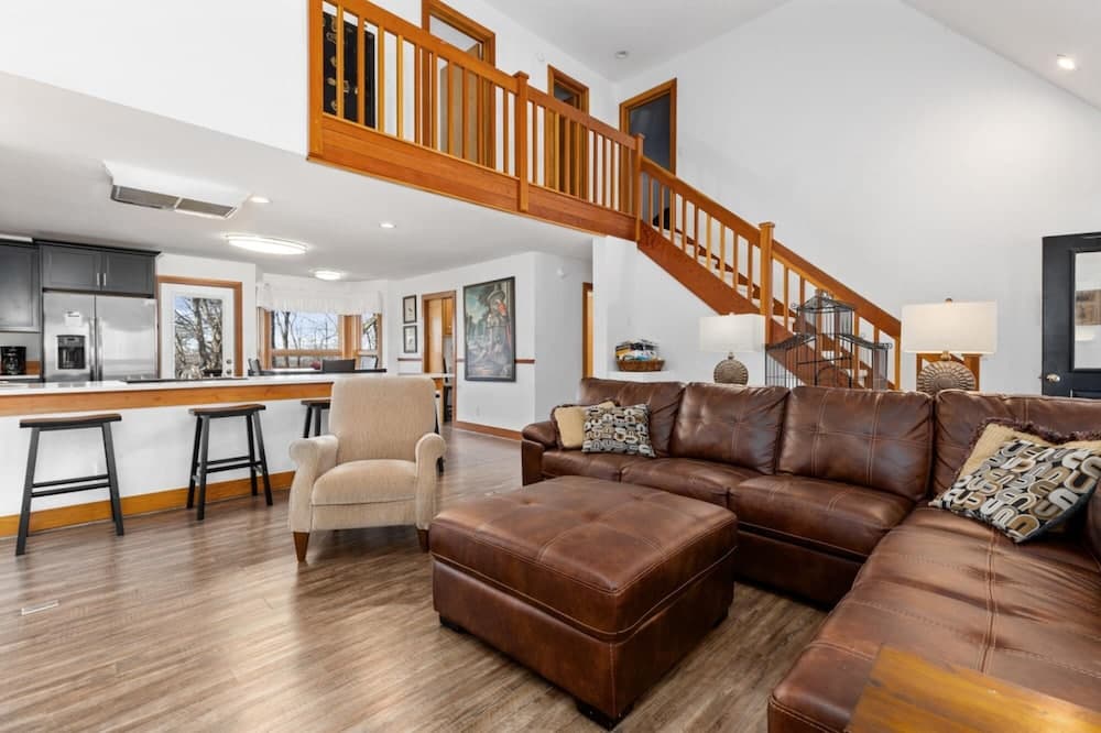 Devils Knob Hottub Wintergreen